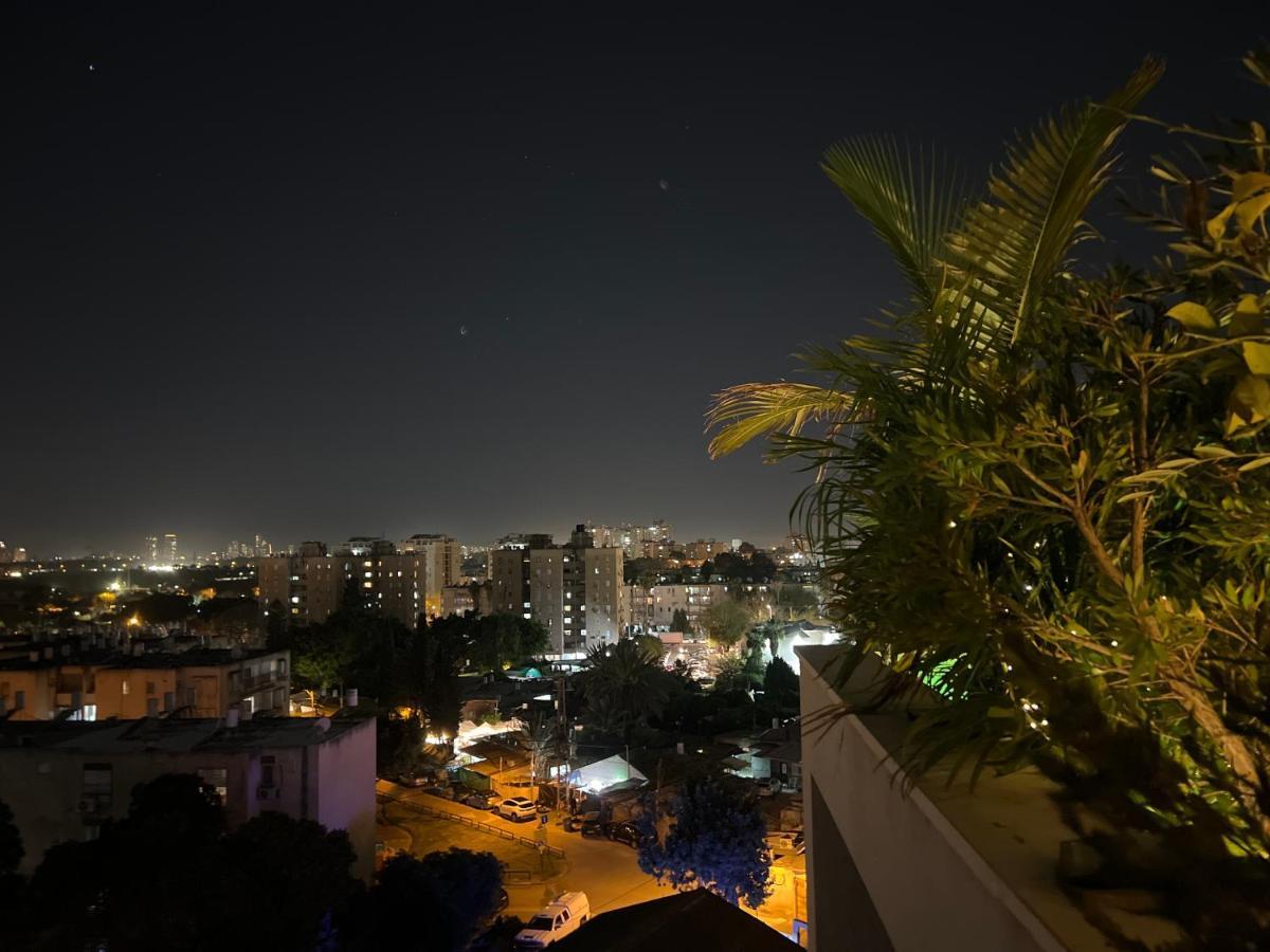 Suite And Room In A Breathtaking New Designed Penthouse In Se Tlv Tel Aviv Exterior photo