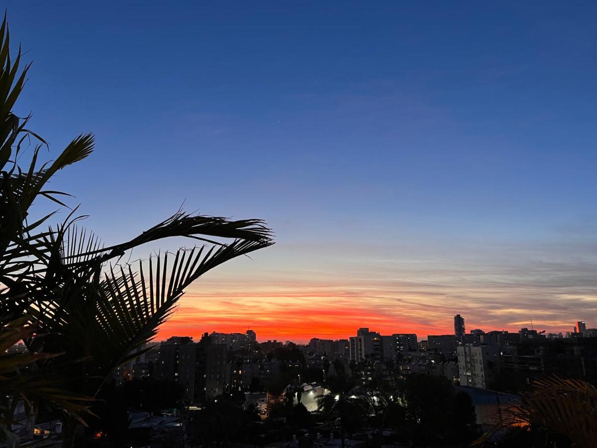 Suite And Room In A Breathtaking New Designed Penthouse In Se Tlv Tel Aviv Exterior photo