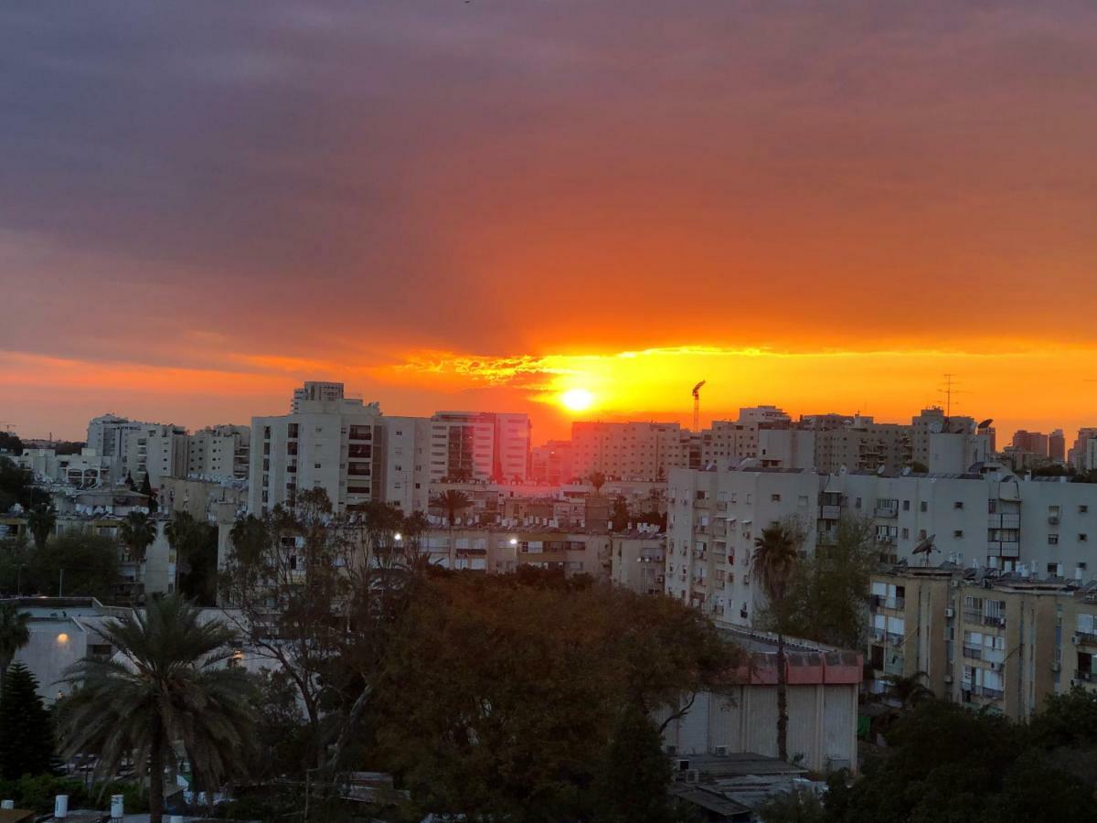 Suite And Room In A Breathtaking New Designed Penthouse In Se Tlv Tel Aviv Exterior photo